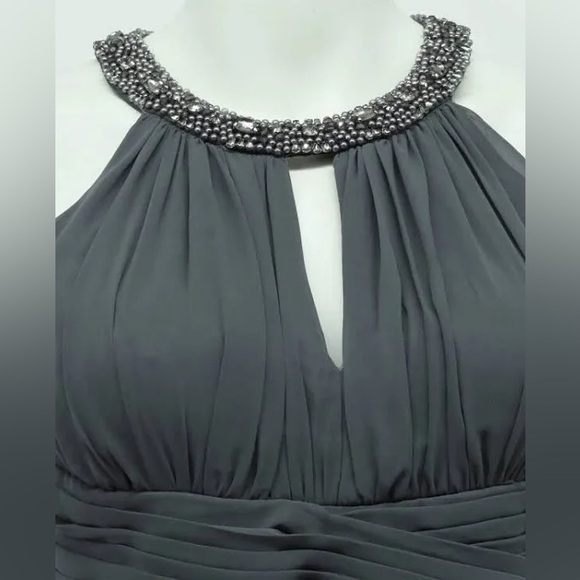 Eliza J Embellished Tiered Chiffon
Halter Gown Charcoal Gray Sz 12 - Picture 5 of 9